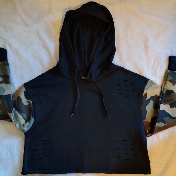 Lovelove Cropped black hoodie with camo sleeves. - Picture 1 of 4